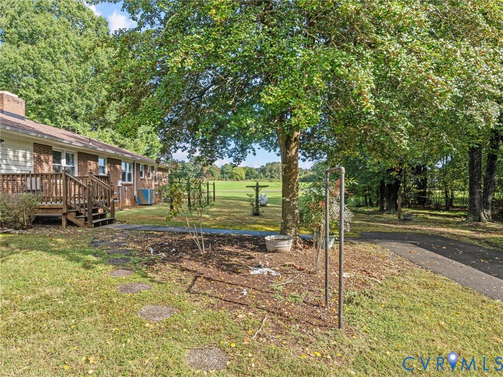 1312 Walnut Shade Road, Louisa, VA 23093