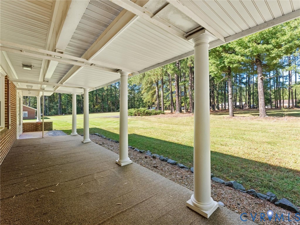 1312 Walnut Shade Road, Louisa, VA 23093