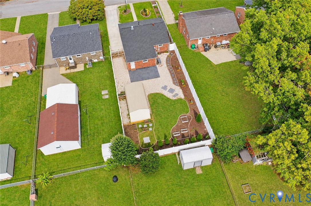 303 Prince Albert Avenue, Gregory, Colonial Heights, VA 23834