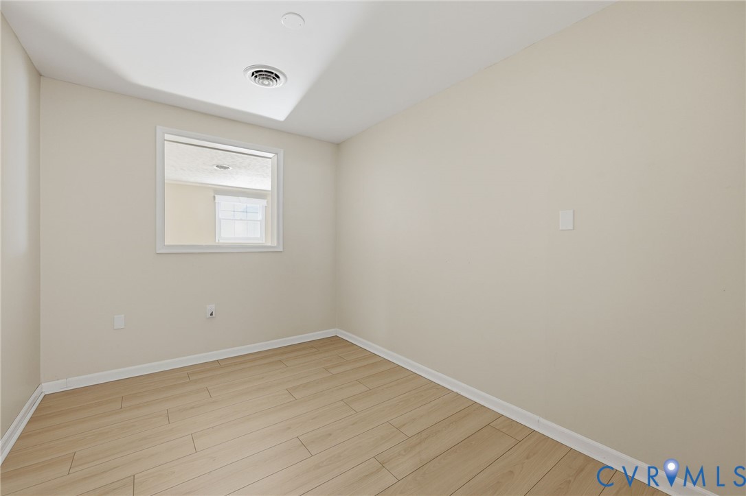303 Prince Albert Avenue, Gregory, Colonial Heights, VA 23834