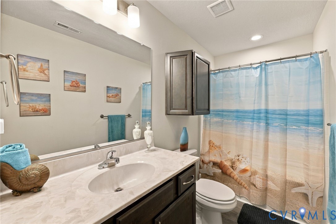 Primary #2 Ensuite