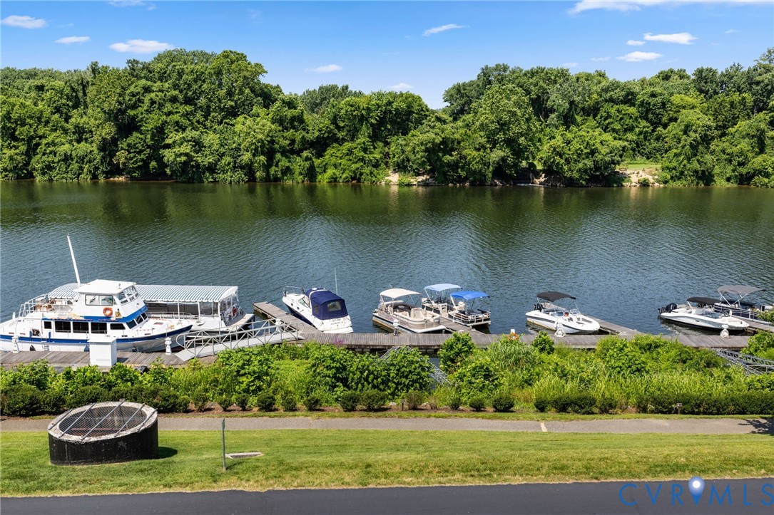 15 Flatwater Row, #B, Henrico, VA 23231