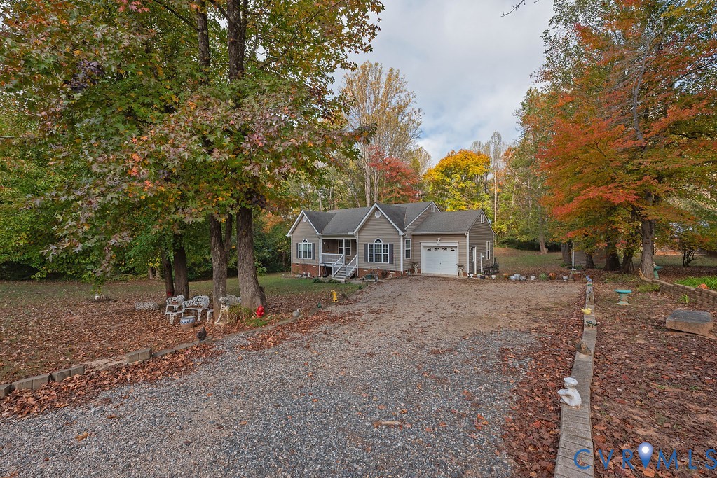 2498 Davis Mill Road, Goochland, VA 23063