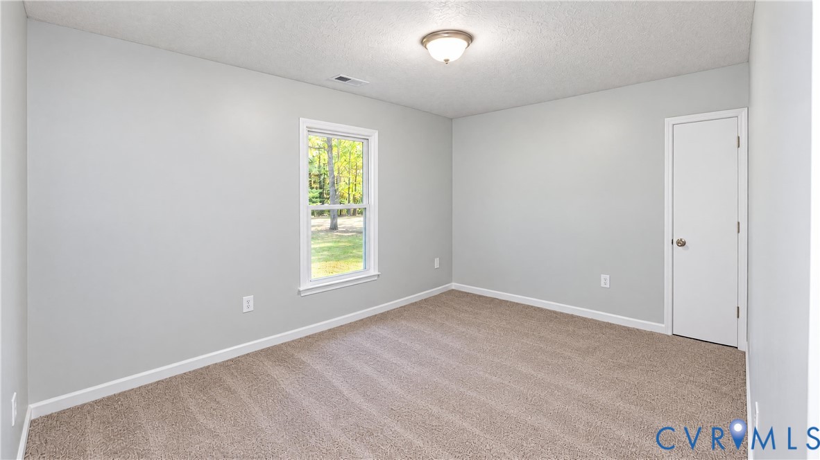 207 La Mae Circle, Aylett, VA 23009