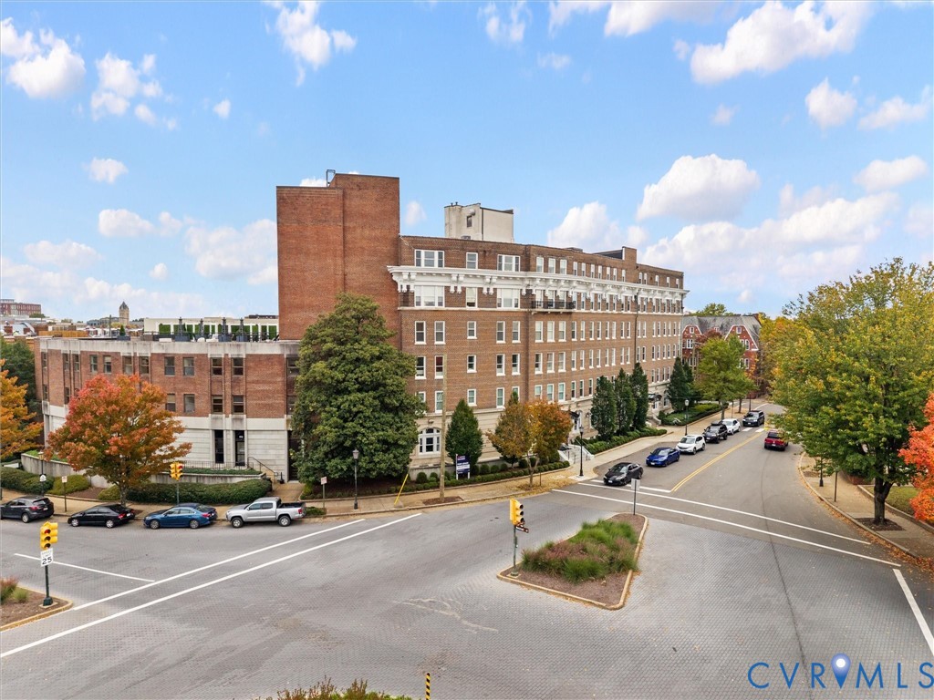 413 Stuart Circle, #3B, Historic Fan District, Richmond, VA 23220