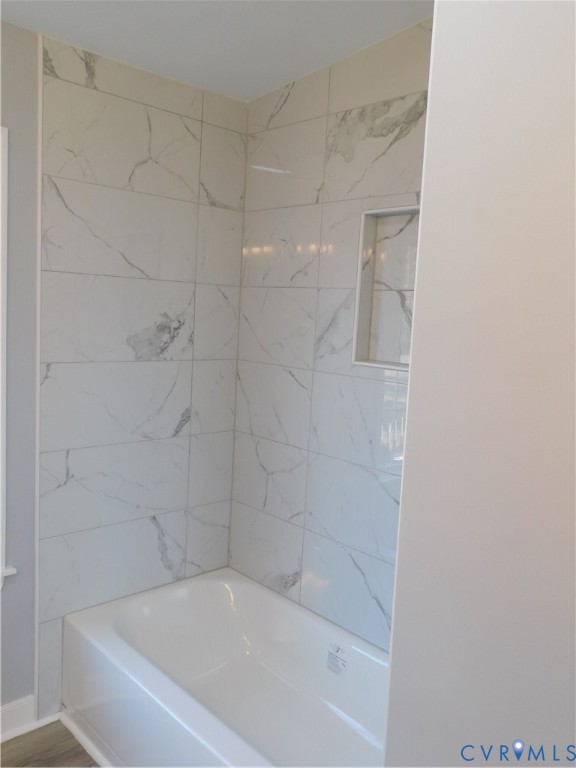 Hall bath, ceramic tile surround
