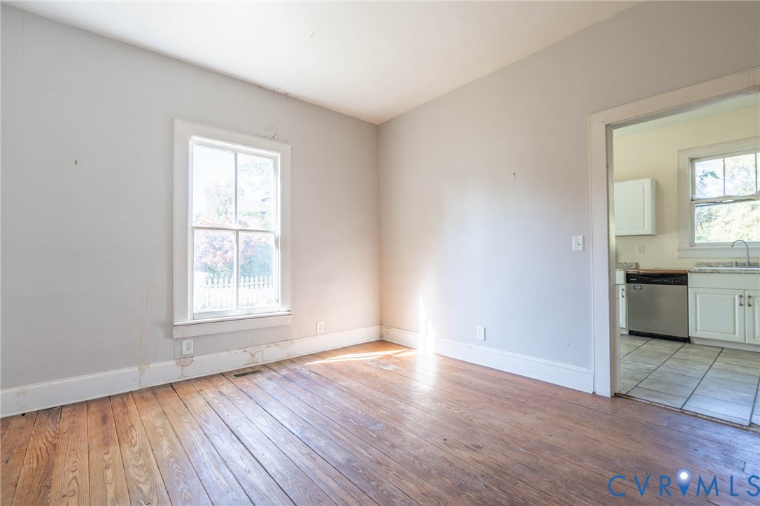 135 Mancha Avenue, Claremont, VA 23899