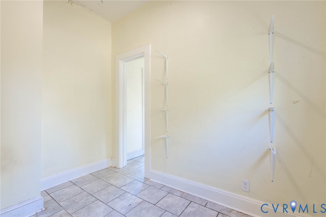 135 Mancha Avenue, Claremont, VA 23899