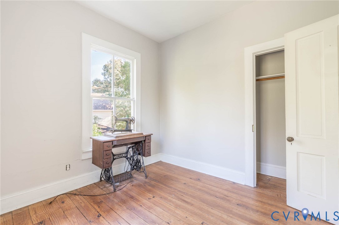 135 Mancha Avenue, Claremont, VA 23899