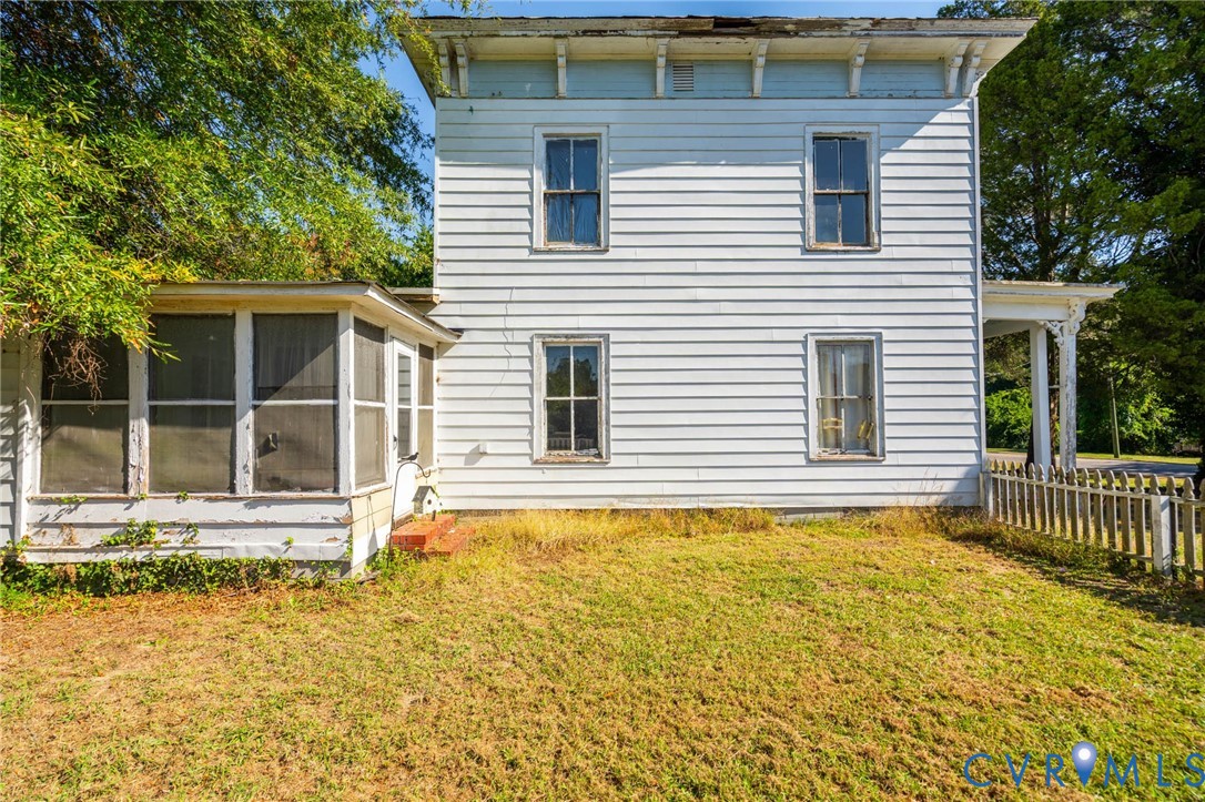 135 Mancha Avenue, Claremont, VA 23899