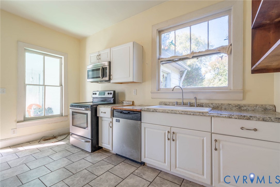 135 Mancha Avenue, Claremont, VA 23899
