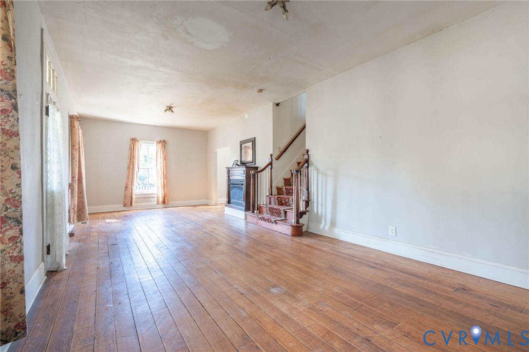 135 Mancha Avenue, Claremont, VA 23899