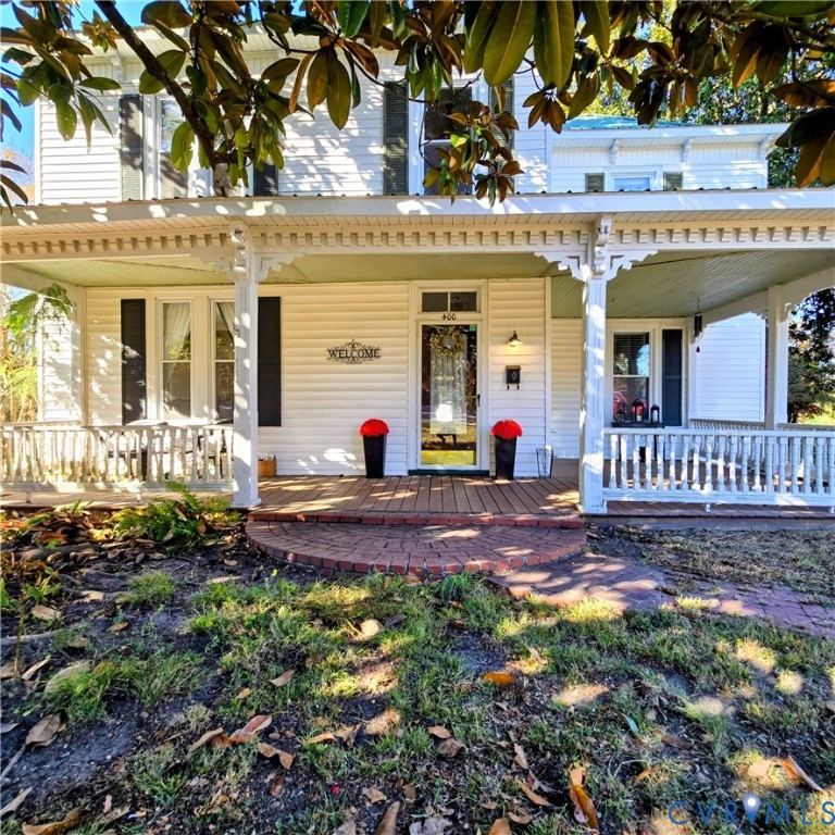 400 W Carolina Avenue, Crewe, VA 23930