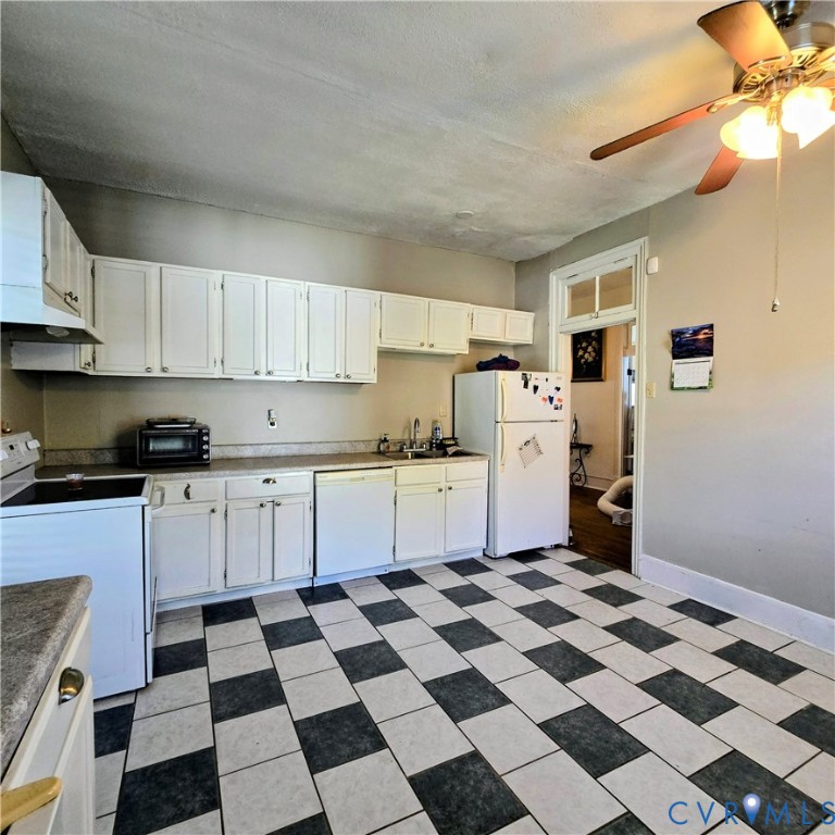 400 W Carolina Avenue, Crewe, VA 23930