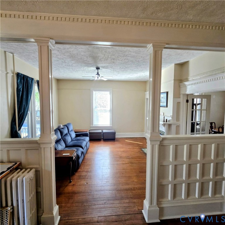 400 W Carolina Avenue, Crewe, VA 23930