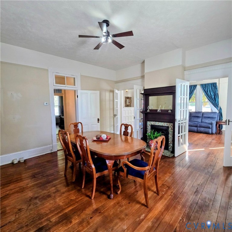 400 W Carolina Avenue, Crewe, VA 23930