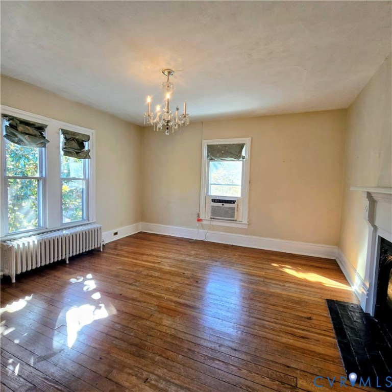 400 W Carolina Avenue, Crewe, VA 23930