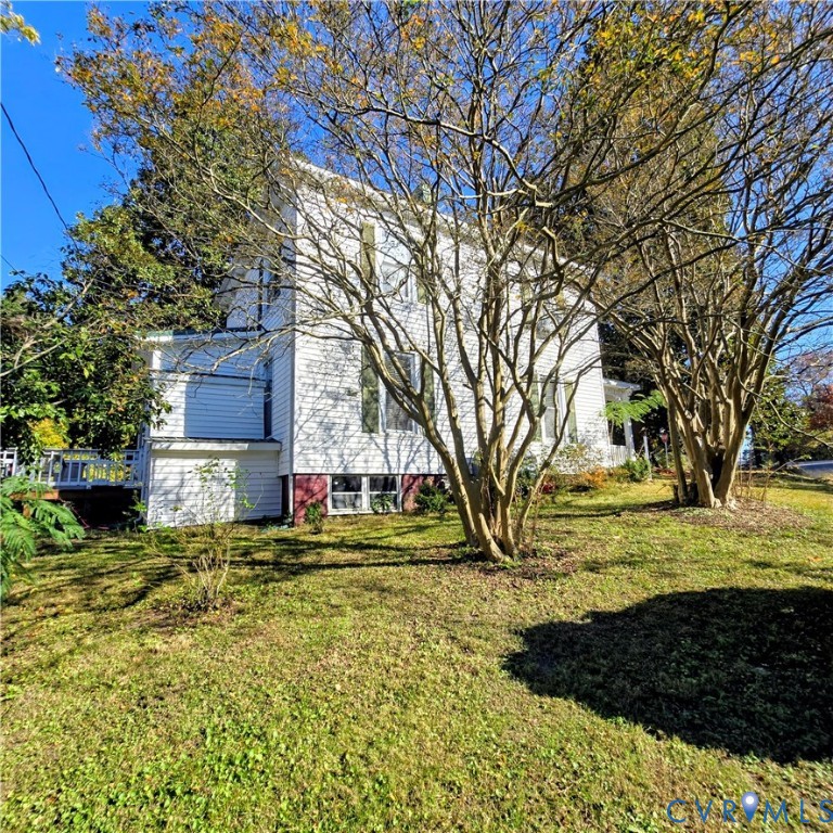 400 W Carolina Avenue, Crewe, VA 23930