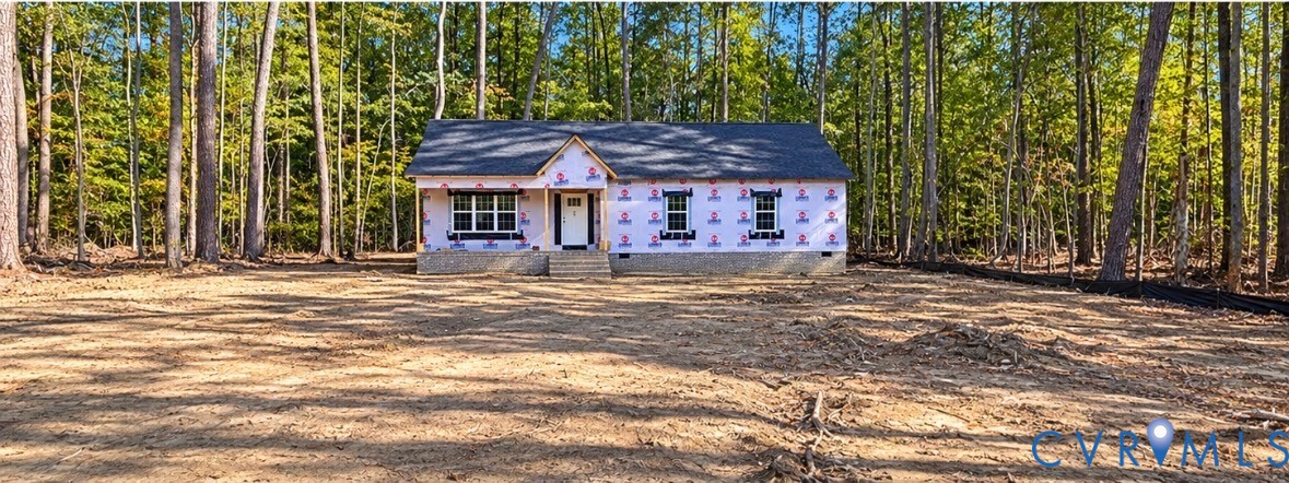 222 Sloope Point Road, Claremont, VA 23899