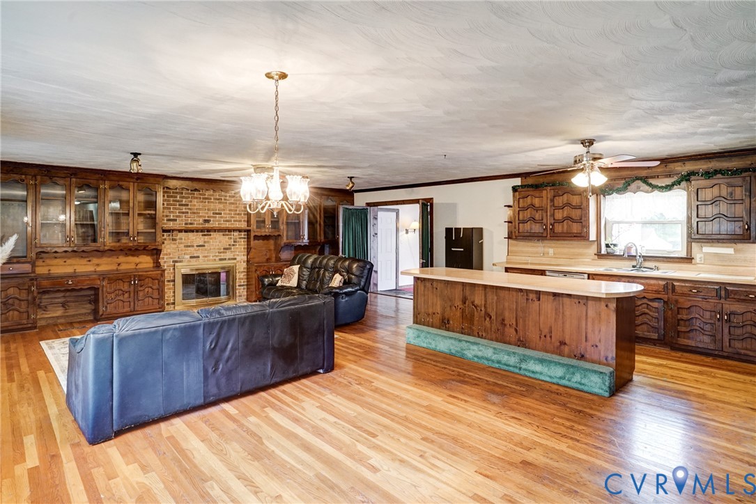 10012 River Road, South Chesterfield, VA 23803