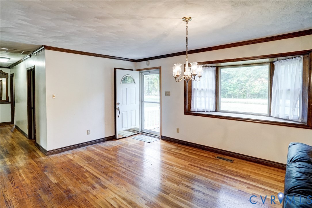 10012 River Road, South Chesterfield, VA 23803
