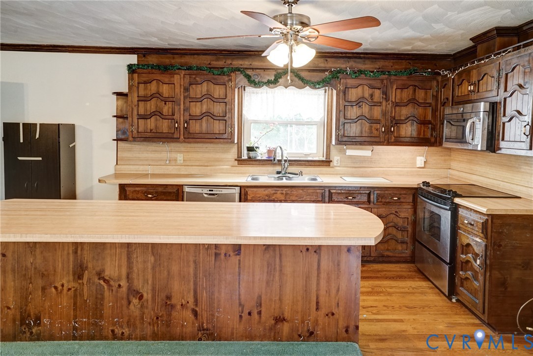 10012 River Road, South Chesterfield, VA 23803