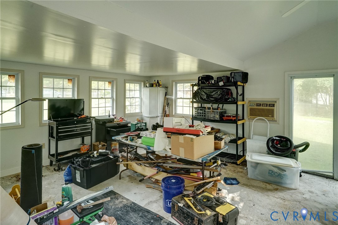 10012 River Road, South Chesterfield, VA 23803