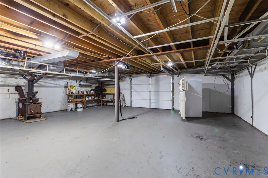4560 E Williamsburg Road, Sandston, VA 23150
