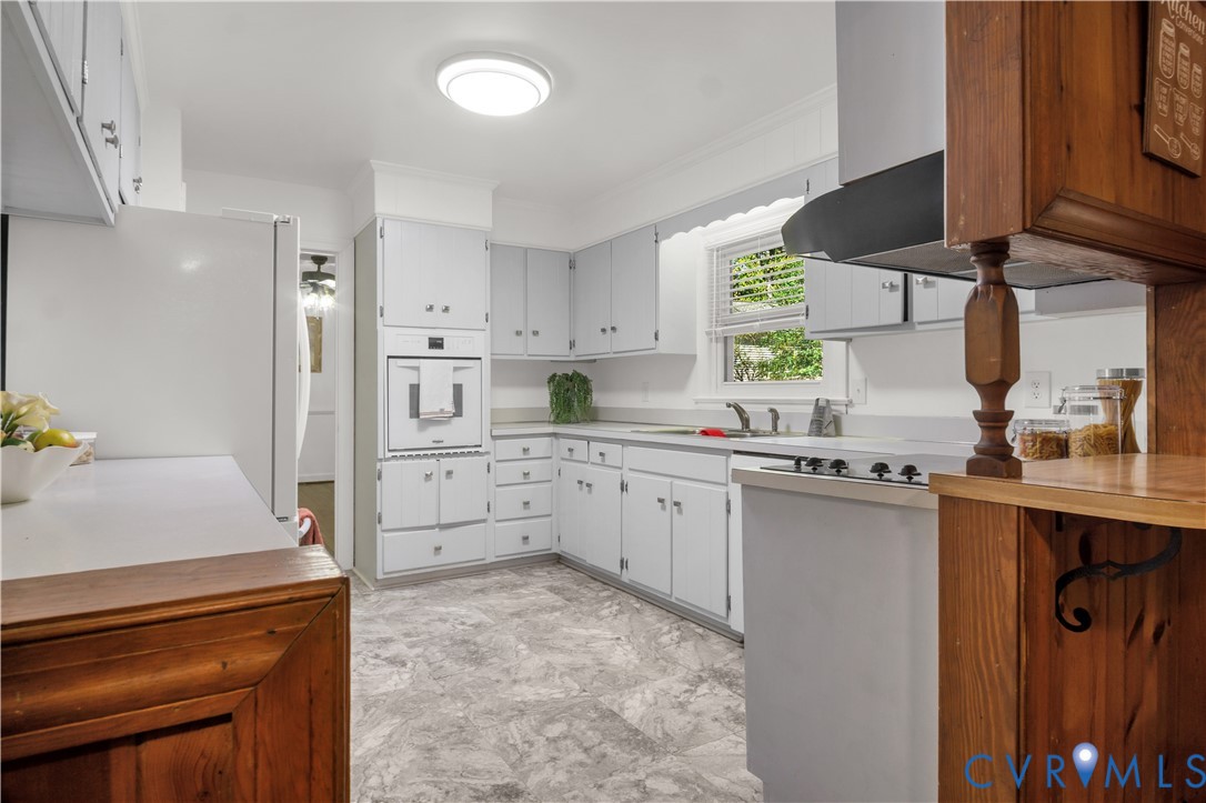 2 Coventry Road, White Oaks, Williamsburg, VA 23188