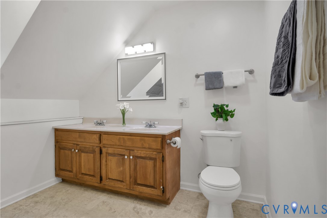 2 Coventry Road, White Oaks, Williamsburg, VA 23188