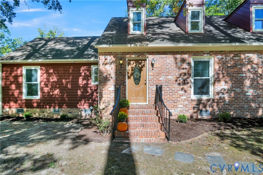 2 Coventry Road, White Oaks, Williamsburg, VA 23188