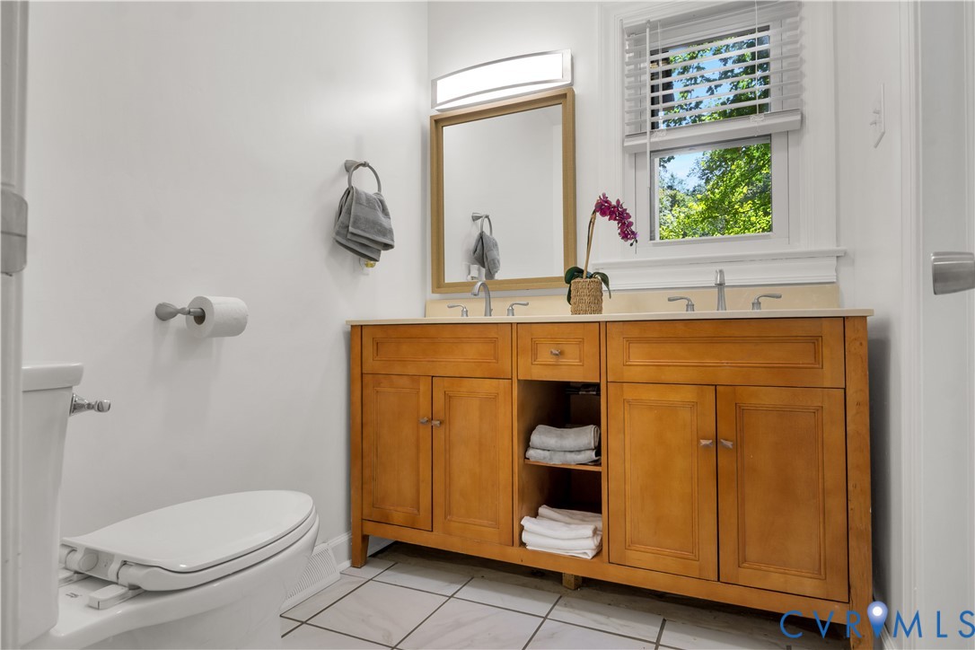 2 Coventry Road, White Oaks, Williamsburg, VA 23188