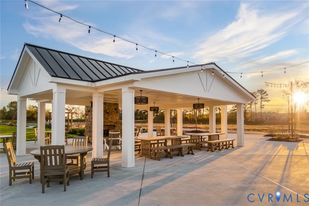 2642 Calgary Drive, Chester, VA 23831