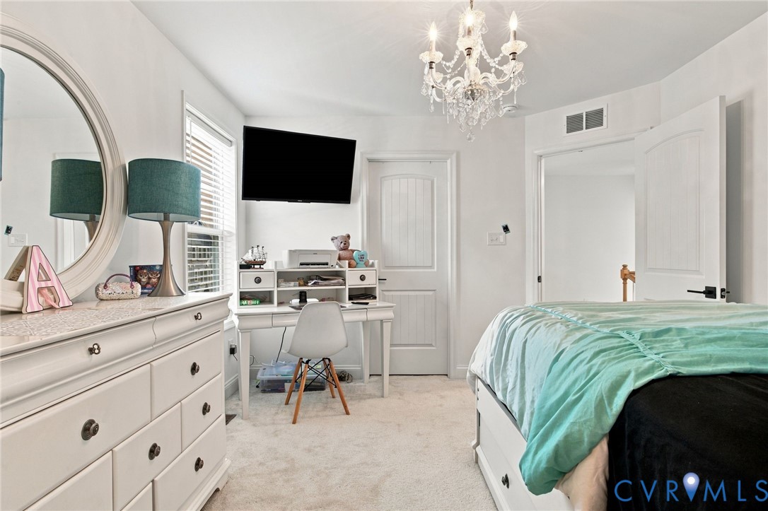 10682 Pottery Avenue, Glen Allen, VA 23059