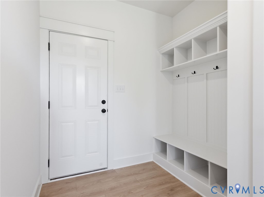 3207 Glenworth Drive, Midlothian, VA 23112