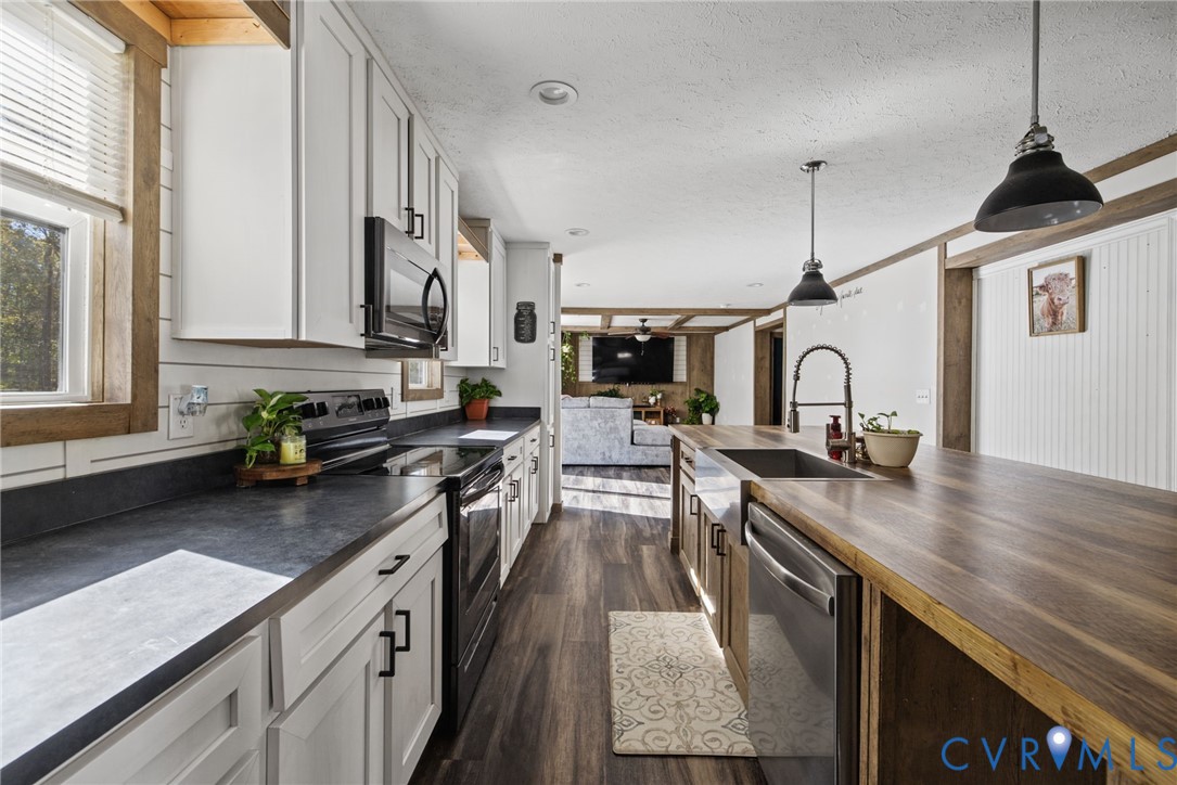15800 Saddlebrook Road, Chesterfield, VA 23838