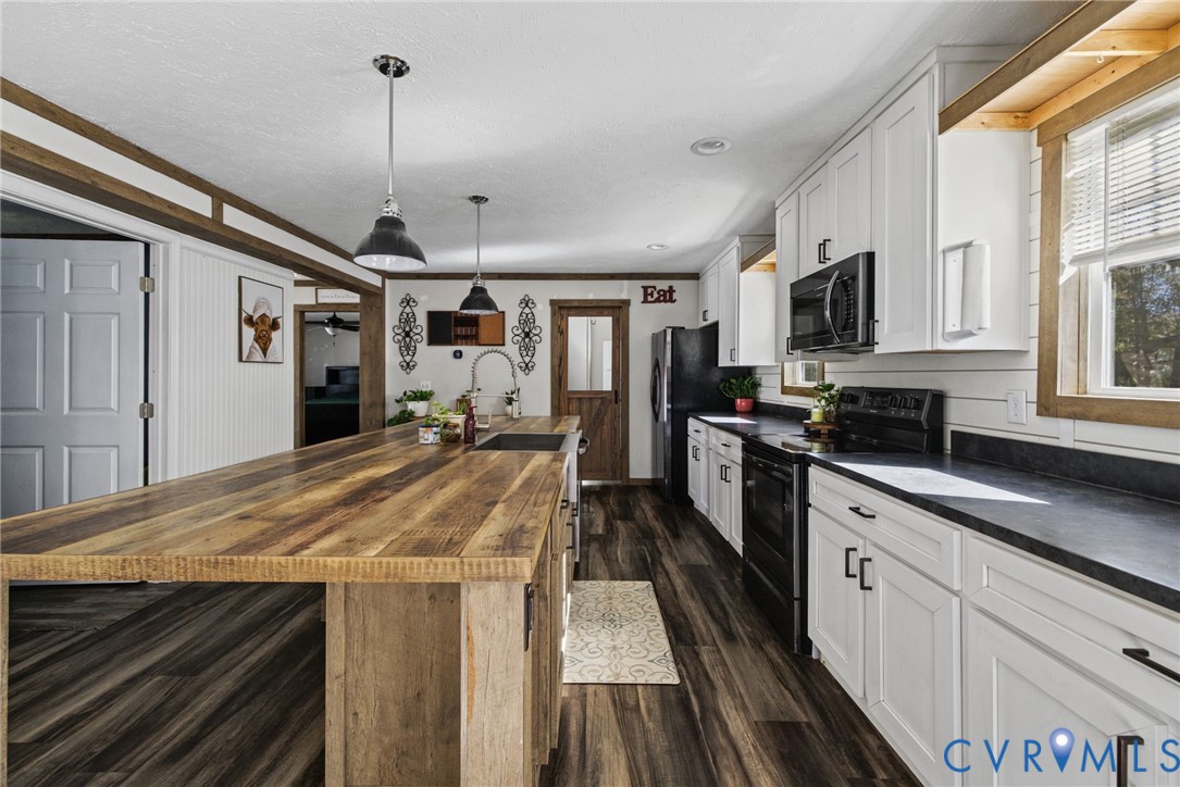 15800 Saddlebrook Road, Chesterfield, VA 23838