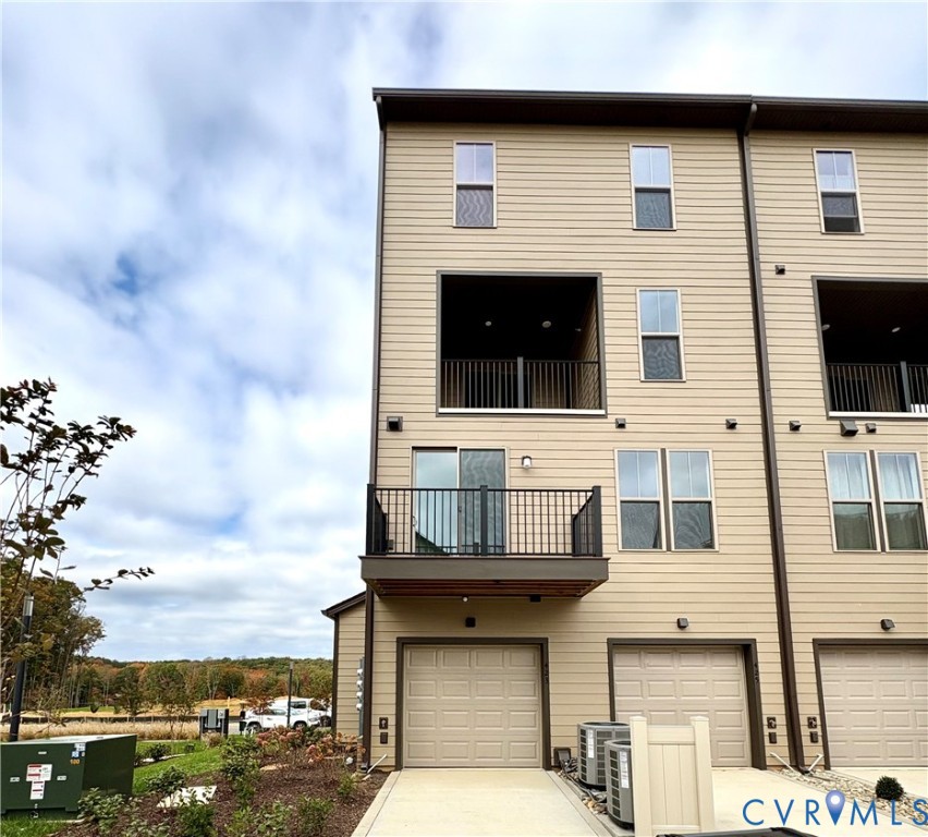 423 Aura Avenue, Midlothian, VA 23113