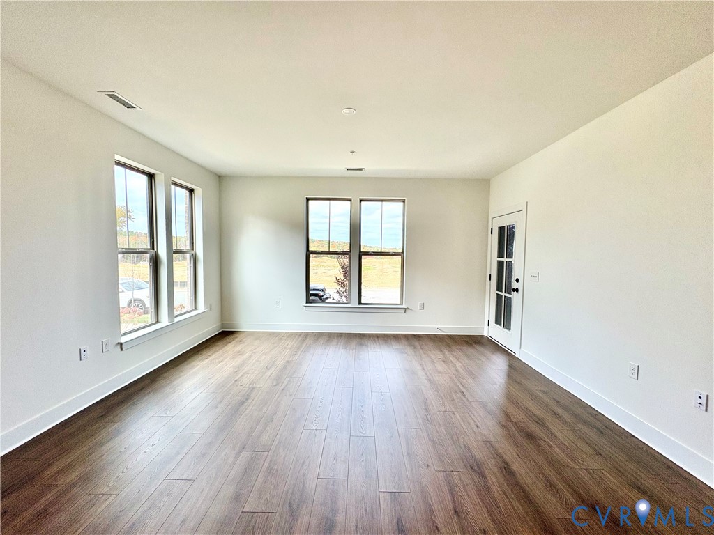 423 Aura Avenue, Midlothian, VA 23113