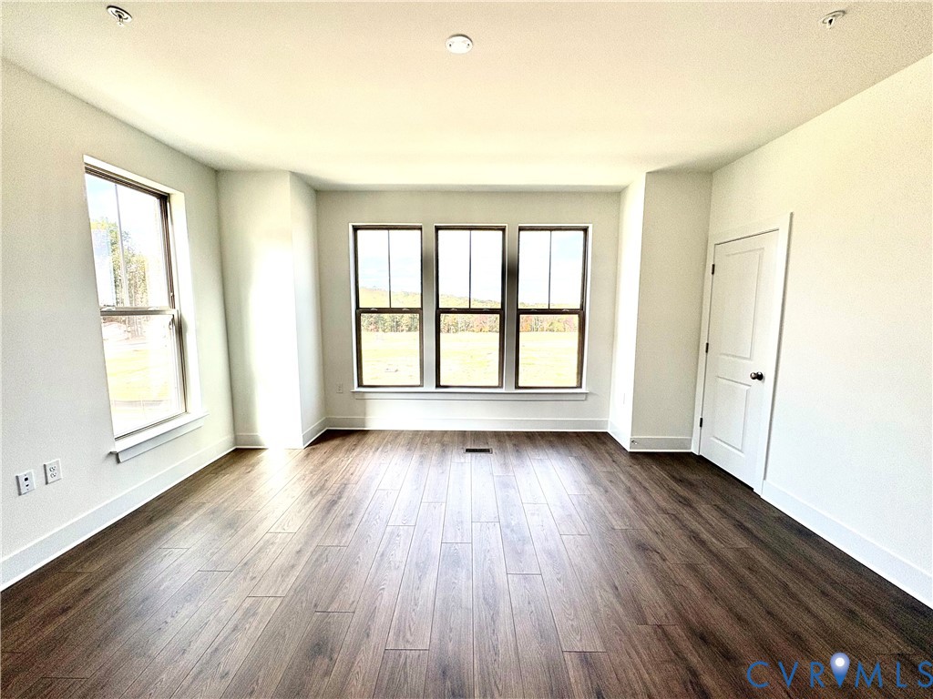 423 Aura Avenue, Midlothian, VA 23113