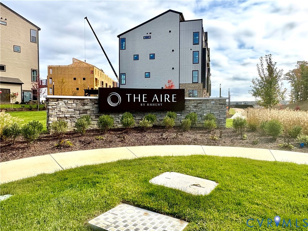 423 Aura Avenue, Midlothian, VA 23113