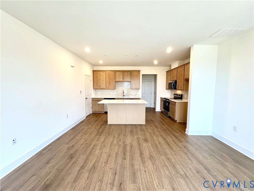 423 Aura Avenue, Midlothian, VA 23113