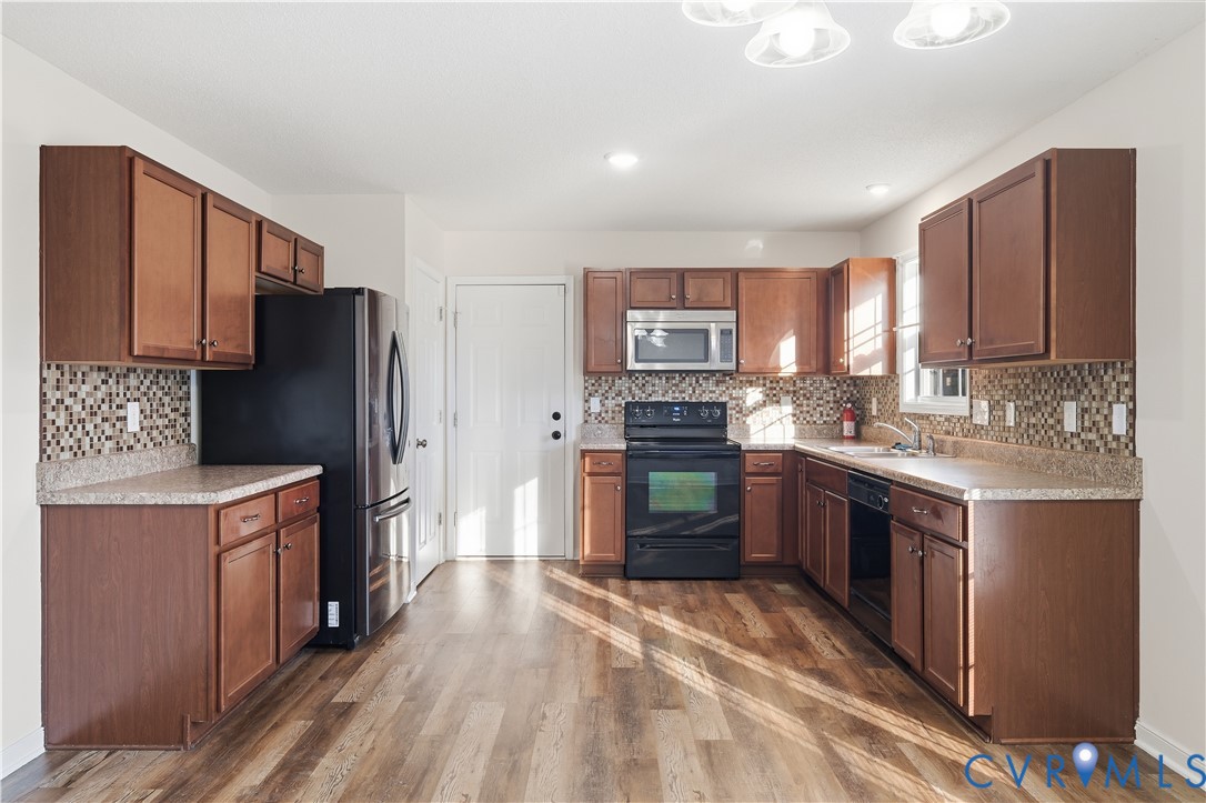 4023 Evelake Road, North Chesterfield, VA 23237