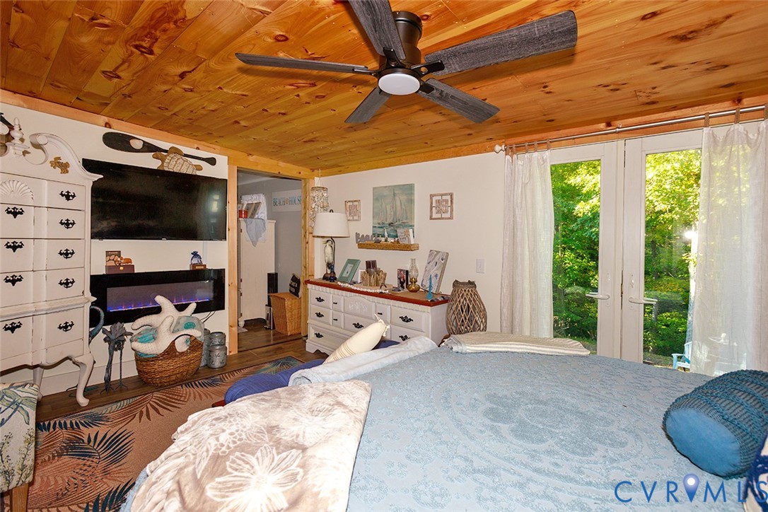 489 James River Overview, Guilford Heights, Spring Grove, VA 23881