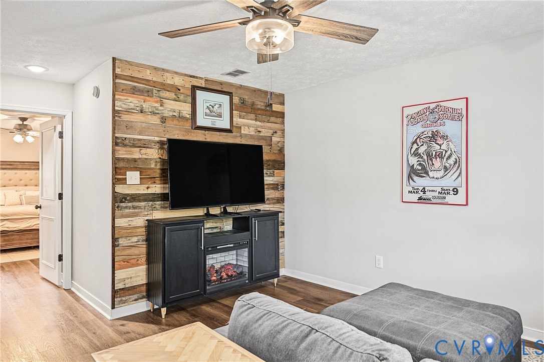 7111 Velvet Antler Drive, Midlothian, VA 23112
