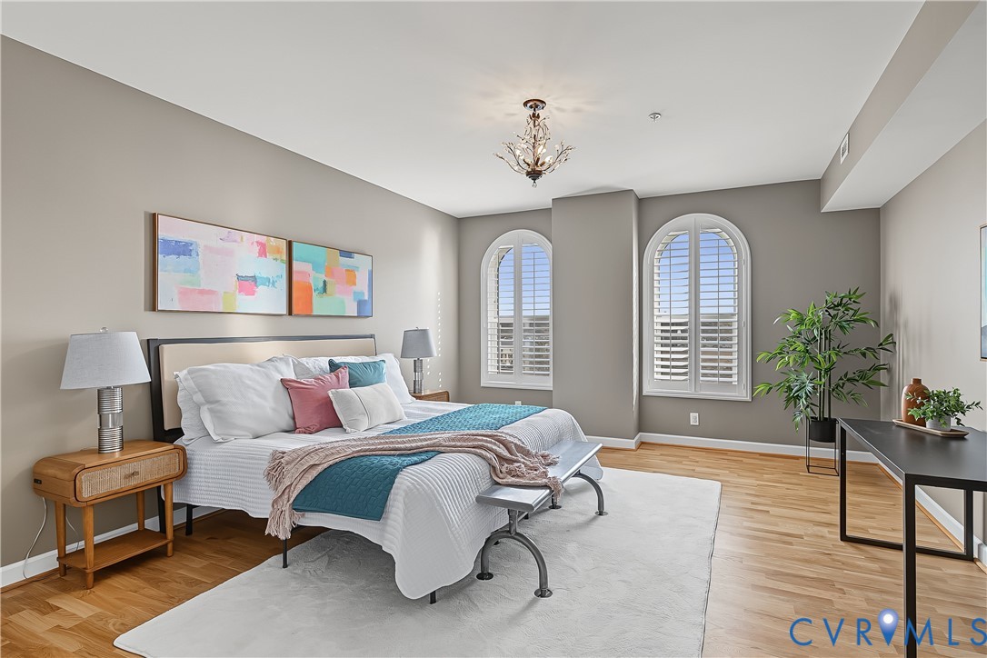 4820 Old Main Street, #612, Rocketts, Henrico, VA 23231