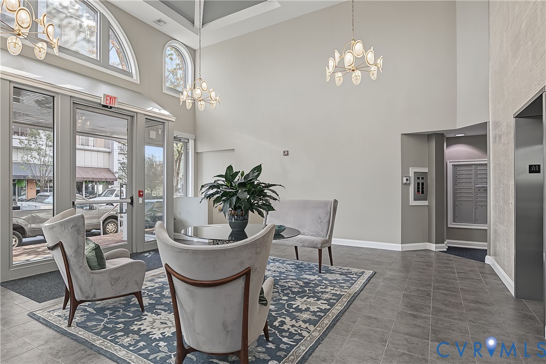 4820 Old Main Street, #612, Rocketts, Henrico, VA 23231