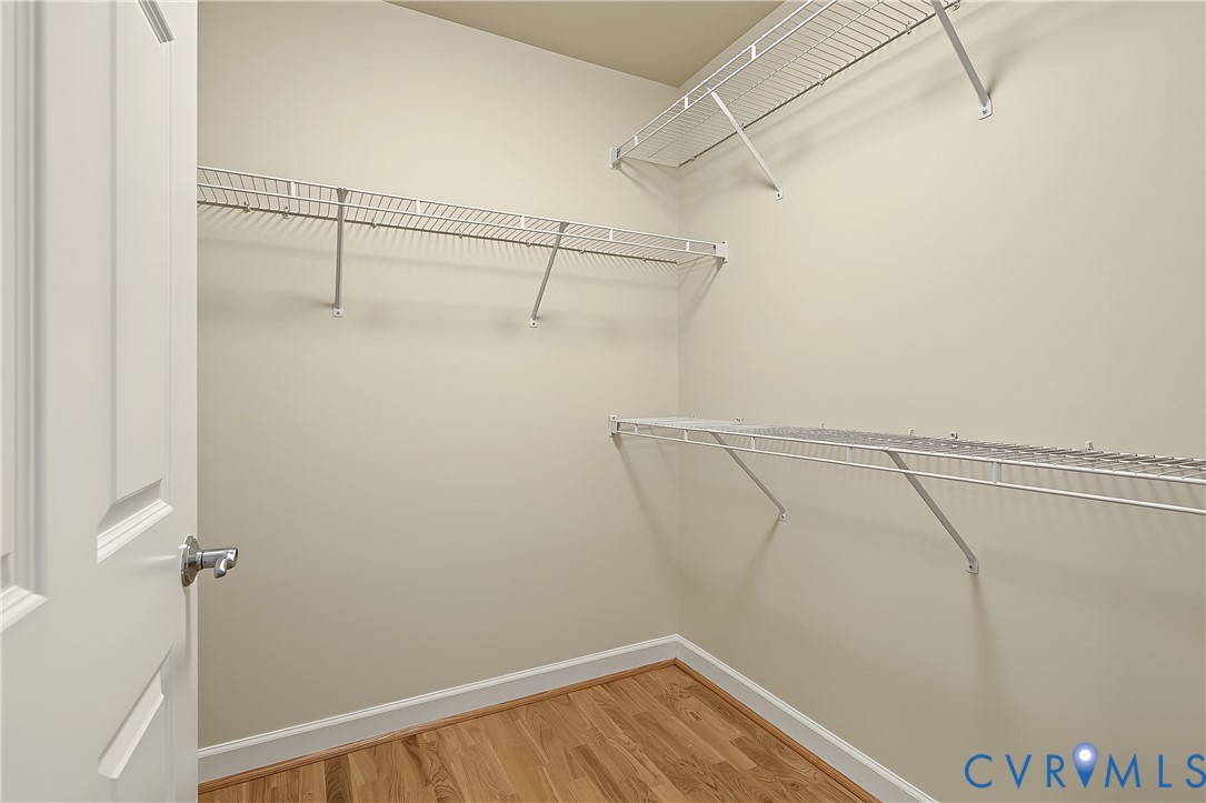 4820 Old Main Street, #612, Rocketts, Henrico, VA 23231