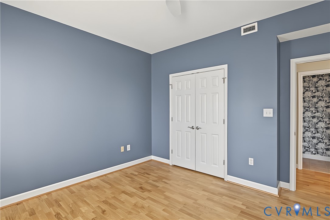 4820 Old Main Street, #612, Rocketts, Henrico, VA 23231