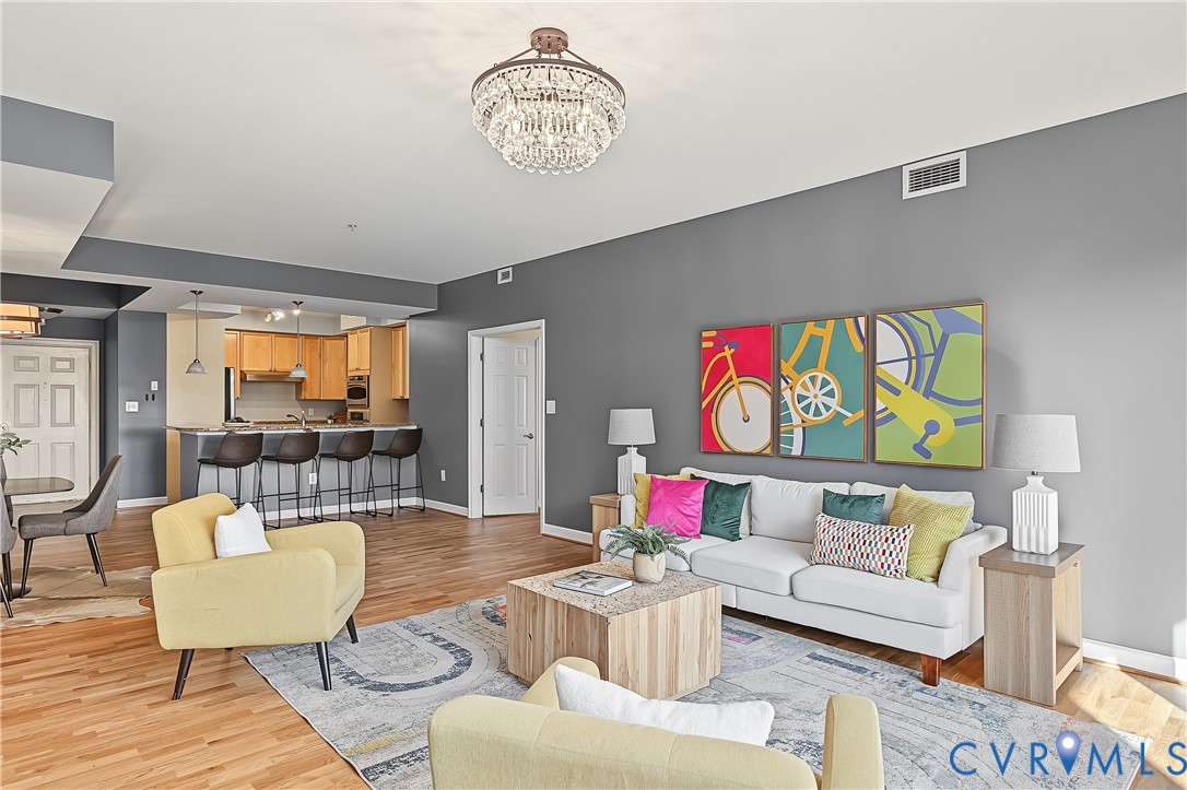 4820 Old Main Street, #612, Rocketts, Henrico, VA 23231